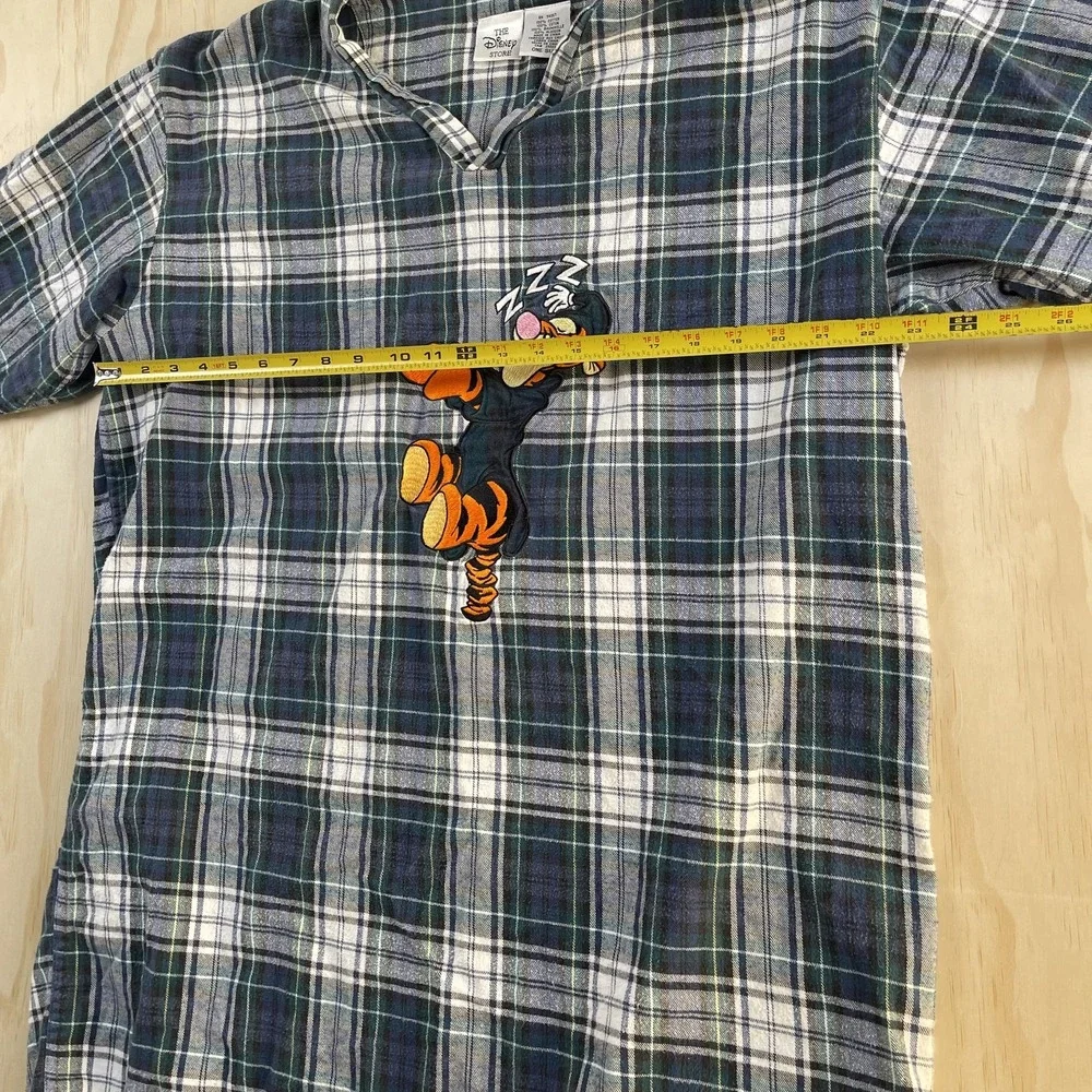 Vintage Disney Store Tigger Sleepshirt Womens One Size Plaid Flannel Sleepwear - Picture 6 of 8